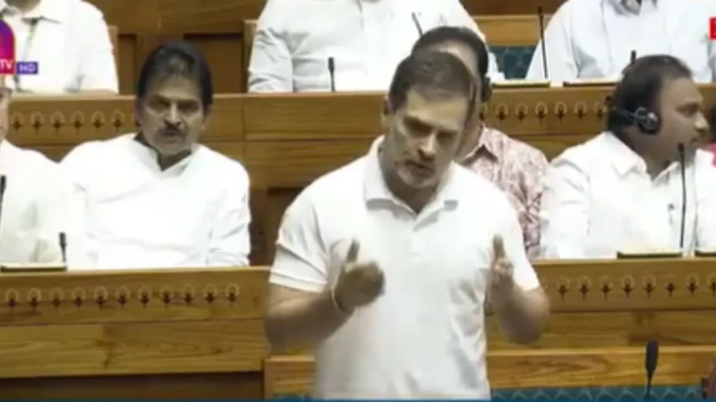 संसद में राहुल गांधी ने उठाया NEET का मुद्दा, कार्यवाही 12 बजे तक स्थगित
