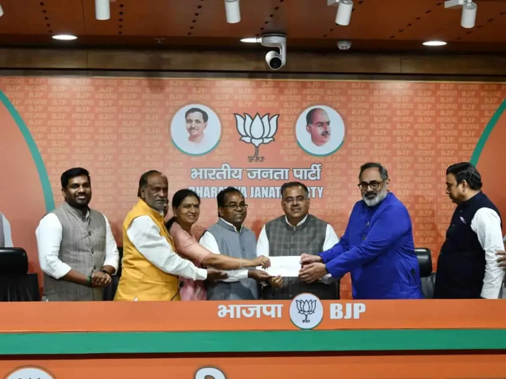 BRS Leader Ramulu Joined BJP
