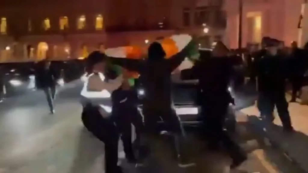 insult of tricolor Khalistan zindabad slogans
