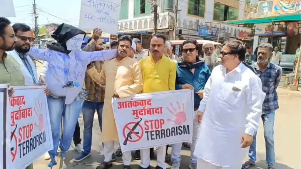 Muslims from all over country ready to fight