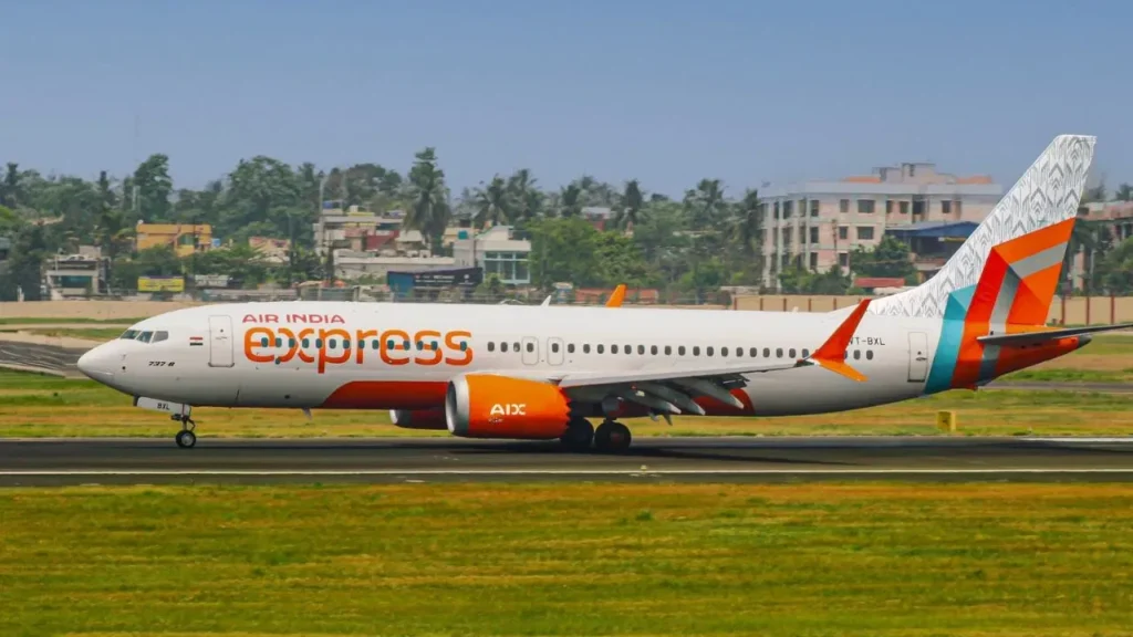 Plane bends on one side at landing