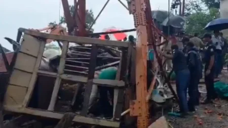 6 killed due to ropeway breaking