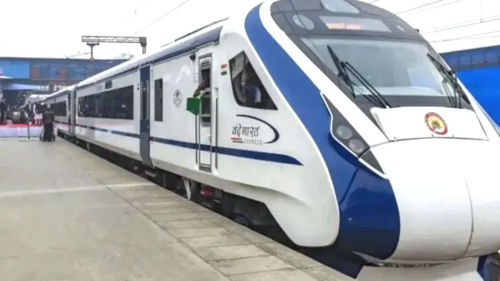 Now 'Vande India' will go to Nepal border