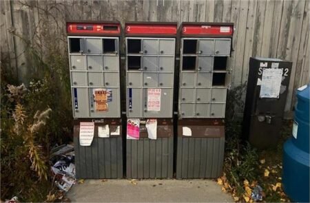 game of mail theft