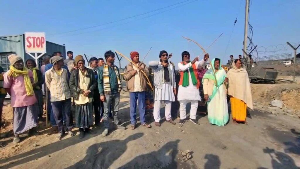 हजारीबाग में अपनी ही सरकार के खिलाफ मुखर हुए पूर्व मंत्री योगेंद्र साव, खनन और ट्रांसपोर्ट ठप vocal against his own government