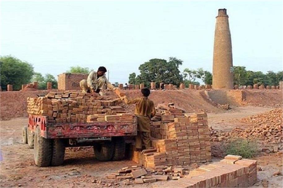 पंजाब में भट्ठा उद्योग पर संकट: आधे भट्ठे बंद, 5 लाख मजदूरों की रोजी-रोटी खतरे में crisis on kiln industry