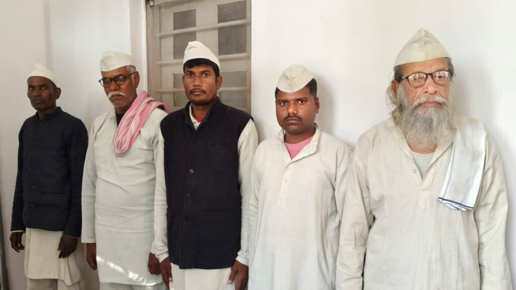 जमानत मिली पर घरवाले नहीं ले जाना चाहते साथ; सतना जेल में अपनों की राह देख रहे 5 कैदी Satna News