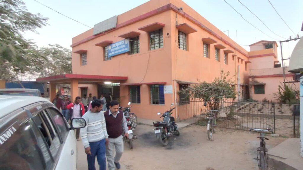 पलामू में गोलगप्पा खाने से 150 से ज्यादा बच्चे बीमार, फूड पॉइजनिंग से मचा हड़कंप food poisoning creates panic