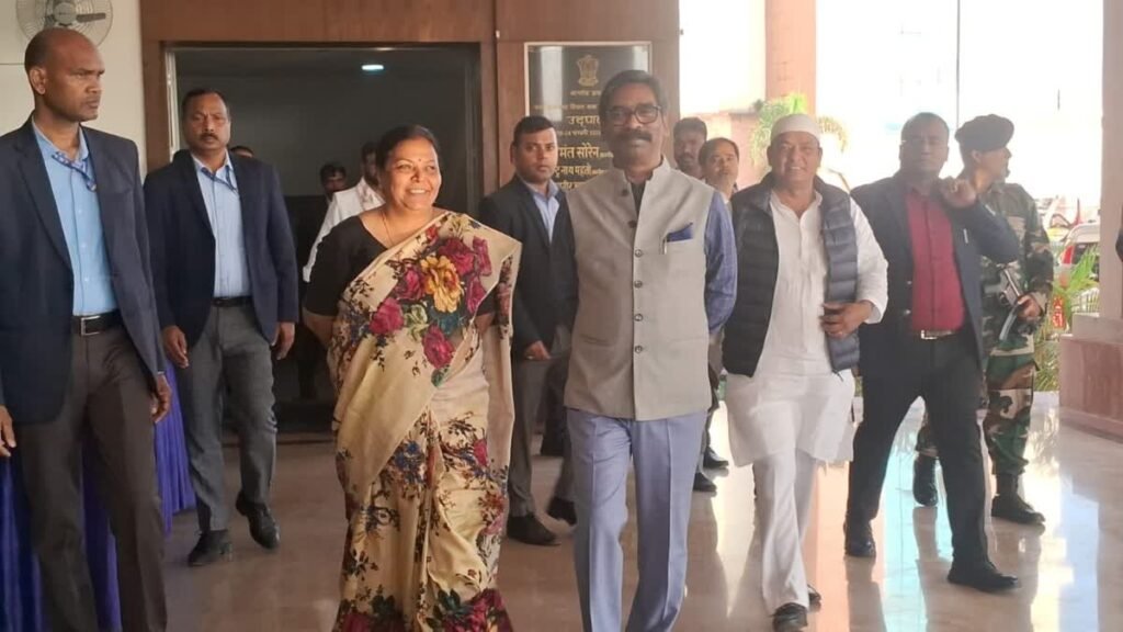 opposition has stopped being visible