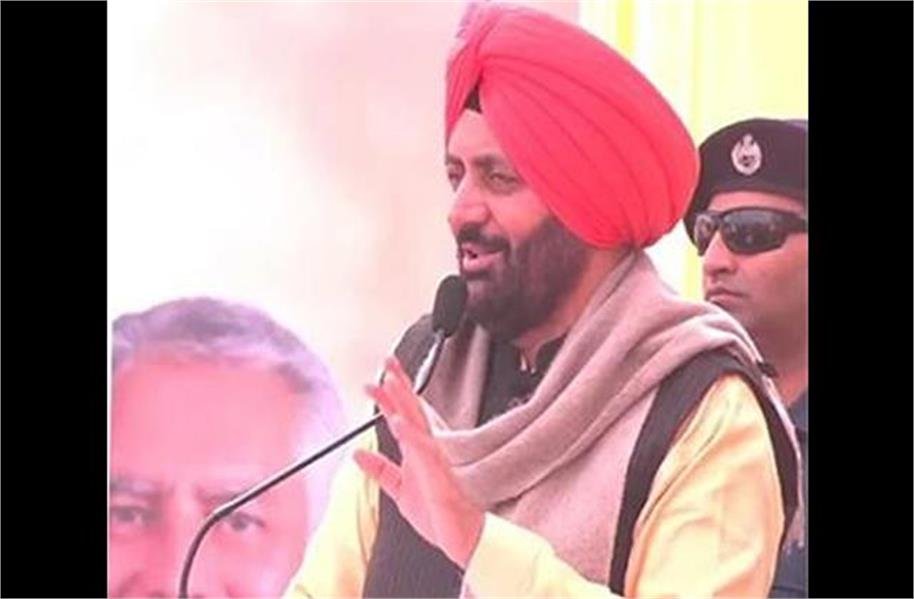 मुख्यमंत्री नायब सैनी का भगवंत मान पर बड़ा हमला: “रोकने का काम न करें, अपने राज्य पर ध्यान दें” do not work to stop