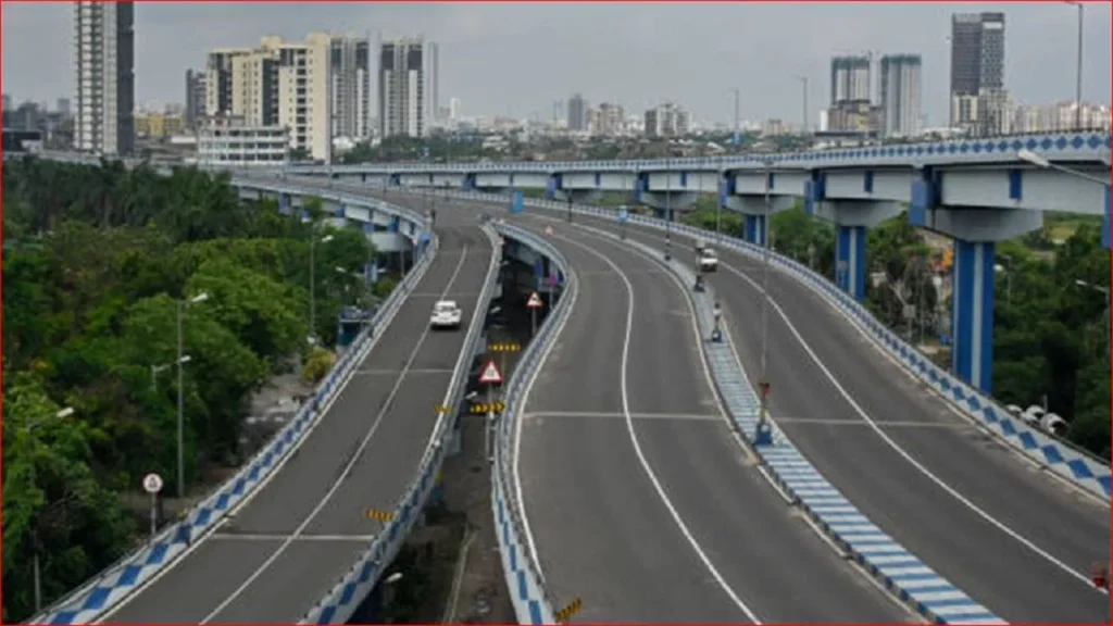 दिल्ली-नोएडा एक्सप्रेसवे का झंझट खत्म! जेवर एयरपोर्ट के लिए बन रहा नया ‘सुपर’ एलिवेटेड रोड; जाम से मिलेगी मुक्ति, इन पॉश इलाकों की चमकेगी किस्मत new super elevated road being built