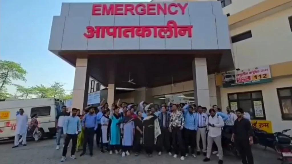 huge ruckus in LNJP hospital