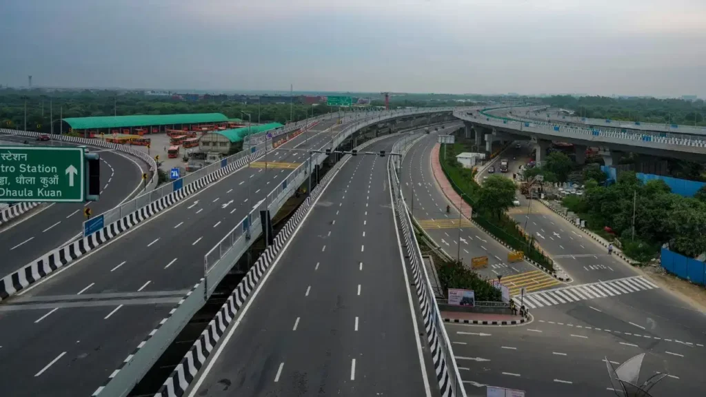 Dwarka expressway will extend till Mayapuri