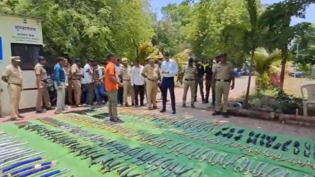 huge quantity of swords and daggers seized