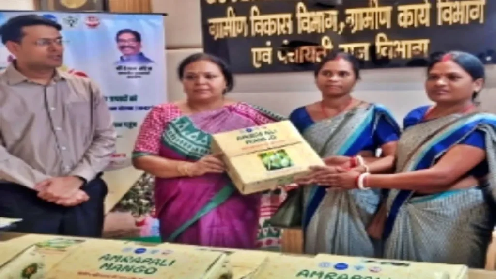 झारखंड के आम्रपाली आमों की मिठास अब मॉल्स में; JSLPS और ‘अपना मार्ट’ के बीच बड़ा समझौता Jharkhand Amrapali Mango