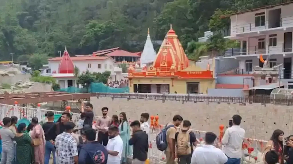 Kainchi Dham Mela: कैंची धाम स्थापना दिवस पर उमड़ेगी लाखों की भीड़, भारी वाहनों पर रोक और ट्रैफिक एडवाइजरी जारी