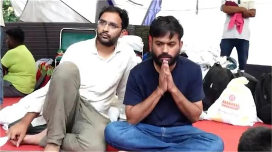 Jantar Mantar Protest: जंतर-मंतर पर फिर डटे CJP समर्थक, पुलिस से झड़प के बाद दिलजीत दोसांझ ने दिया समर्थन Jantar Mantar Protest