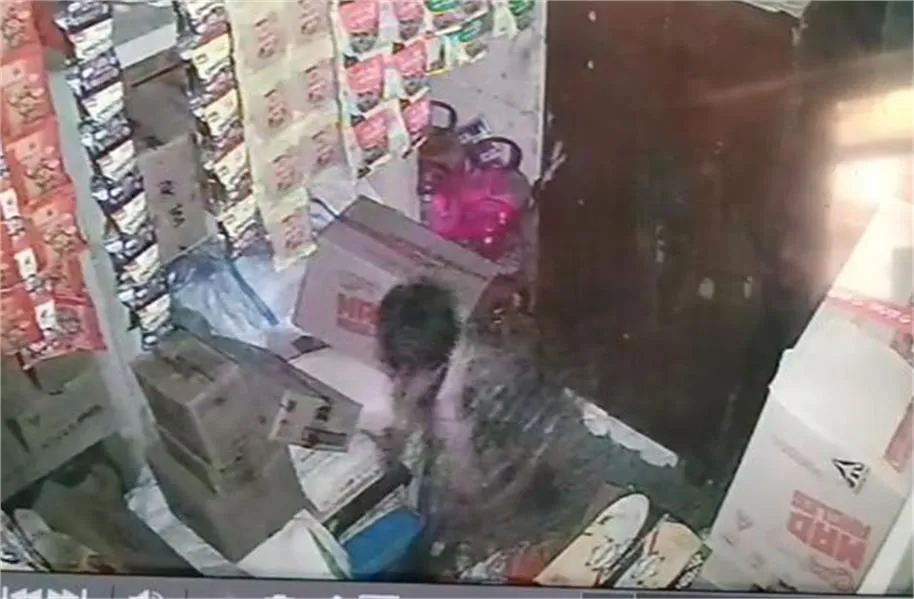 Jalandhar Crime News: दशमेश नगर में करियाना स्टोर में बड़ी चोरी, CCTV में कैद हुए 3 चोर