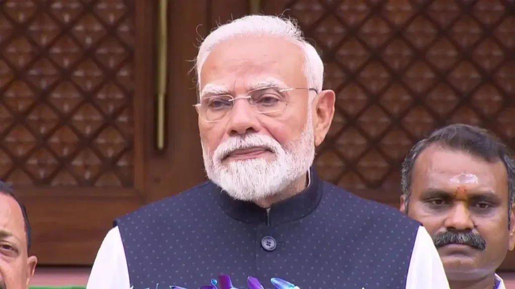 PM Modi pays tribute to Rajiv Gandhi