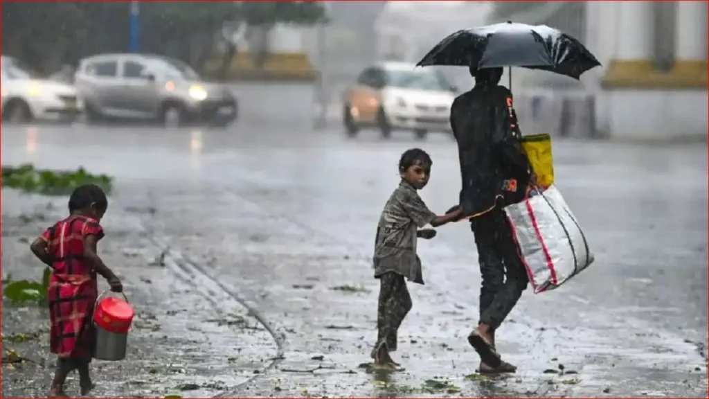 storm in UP Bihar