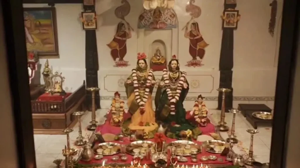 Dhamtari Maratha Community: मराठा पारा में जीवंत हुई सदियों पुरानी संस्कृति; महालक्ष्मी पूजा में उमड़ा आस्था का सैलाब