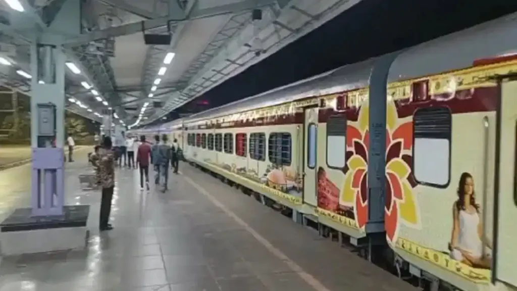 IRCTC Special Tour: राजस्थान से दक्षिण भारत के 5 बड़े धामों के दर्शन! आईआरसीटीसी ने शुरू की स्पेशल भारत गौरव ट्रेन