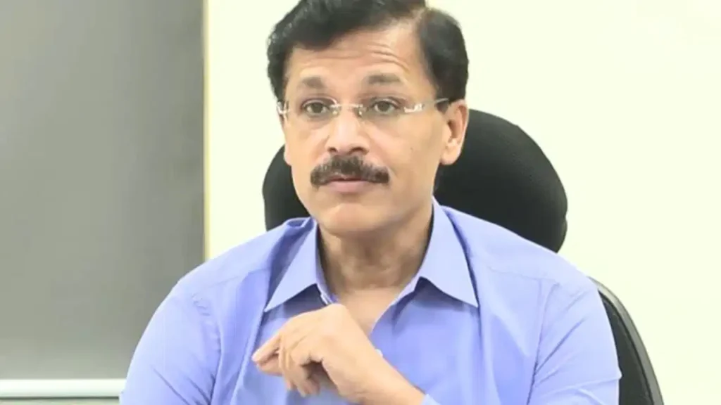 IAS Tukaram Munde Exposes Hospital Bills: 11.50 रुपये का IV सेट 325 में क्यों? मेडिकल कंज्यूमेबल्स की कीमतों पर बड़ा सवाल